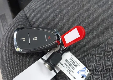 2023 Chevrolet Equinox Fwd Lt from USA, damaged, VIN 3GNAXKEG0PL204271